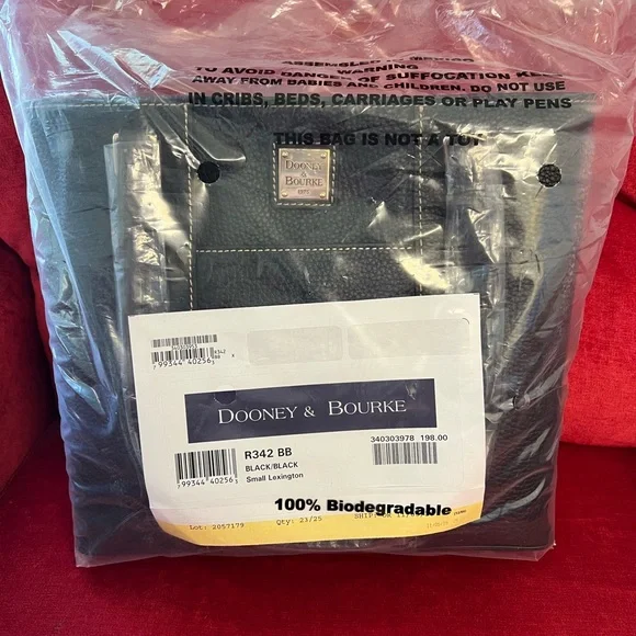 Brand new!! Dooney & Bourke small Lexington tote in black in bag w/ dust bag - Picture 6 of 11